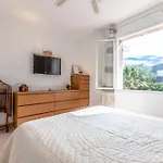 For 9 People 15 Mins Walk From The Beaches And The Center Of Ste Maxime Villa *